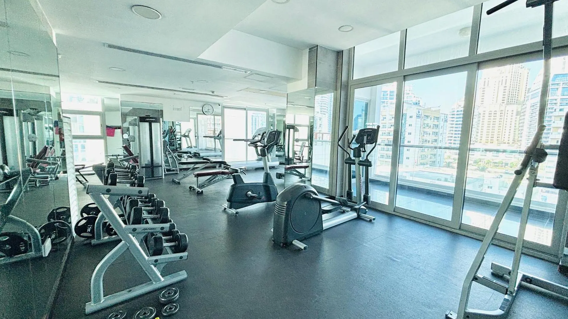 Luxury One Bedroom Apartment In Dubai Marina contacts