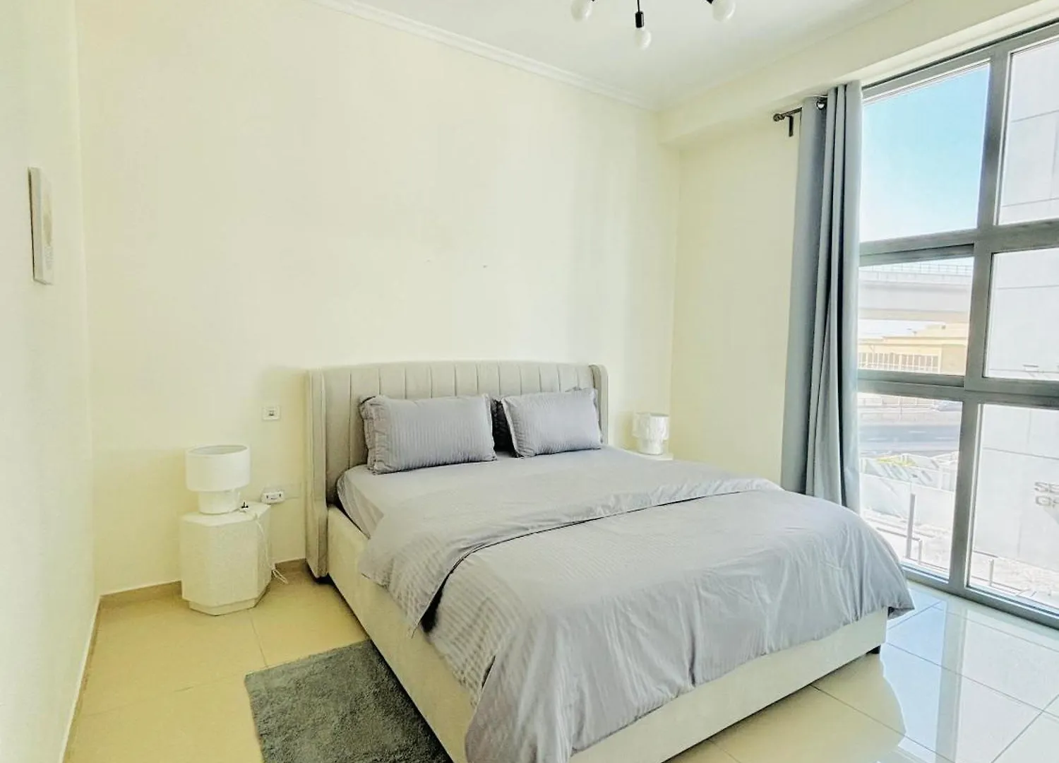 Luxury One Bedroom Apartment In Dubai Marina United Arab Emirates